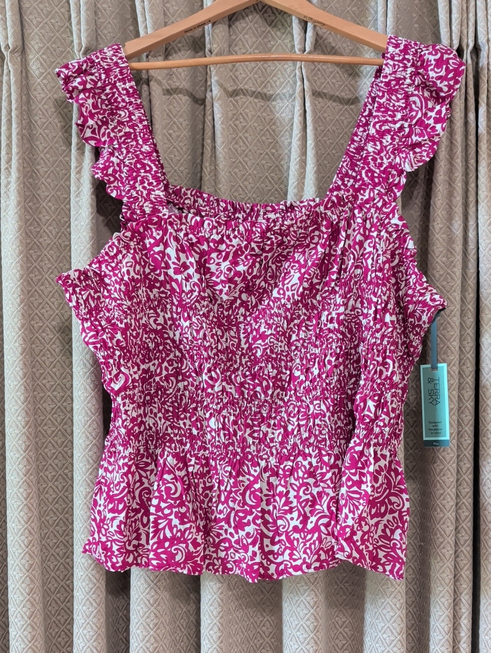 NWT Women's Size 4X Terra & Sky Pink & White Paisley Smocked Tank Top